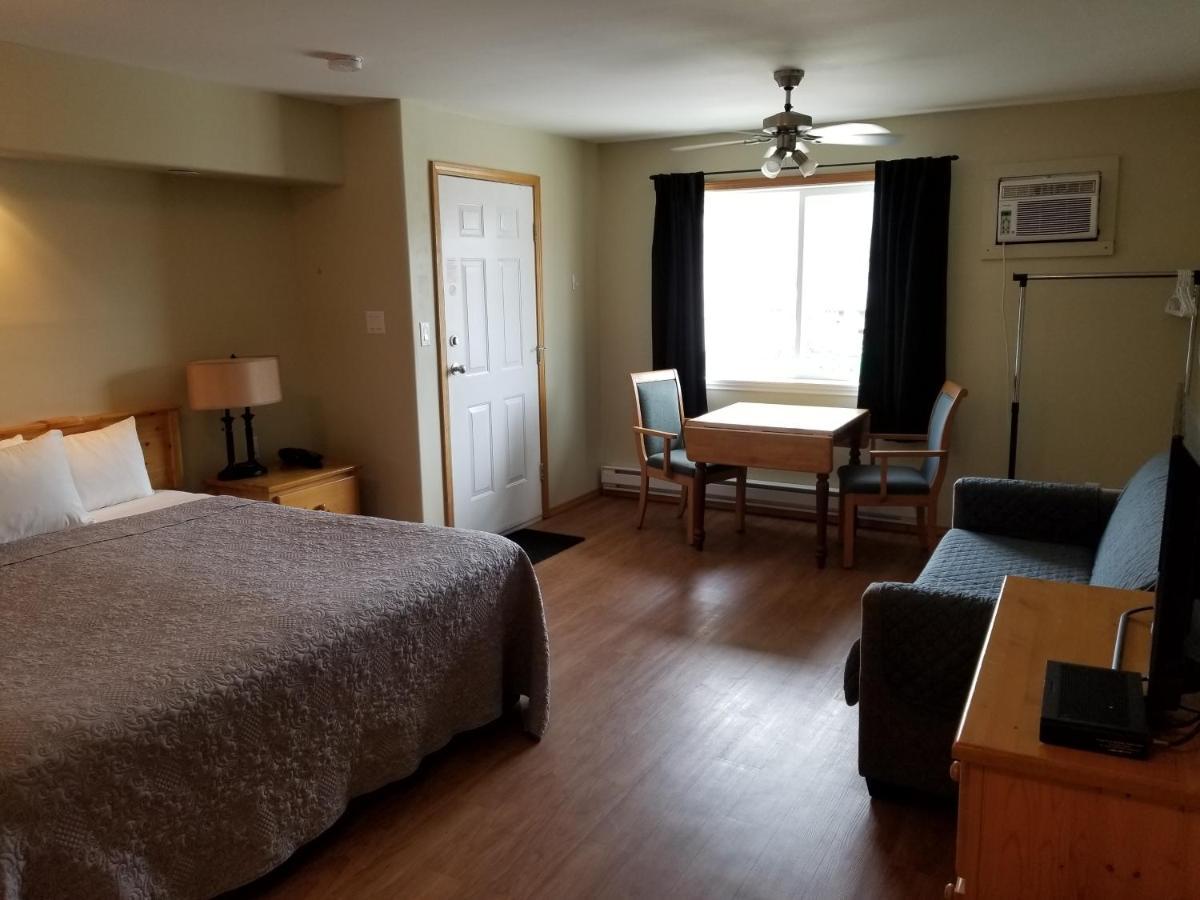 Osoyoos Lakeview Inn & Suites ห้อง รูปภาพ